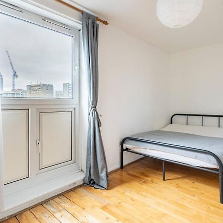 Spacious Room With City Skyline Views Close To London Eye Extérieur photo